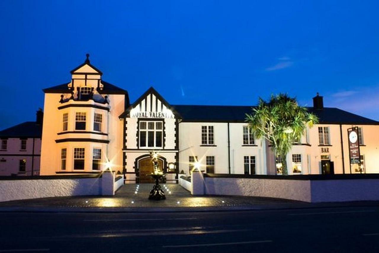 Fuchsia House Villa Knights Town Bagian luar foto